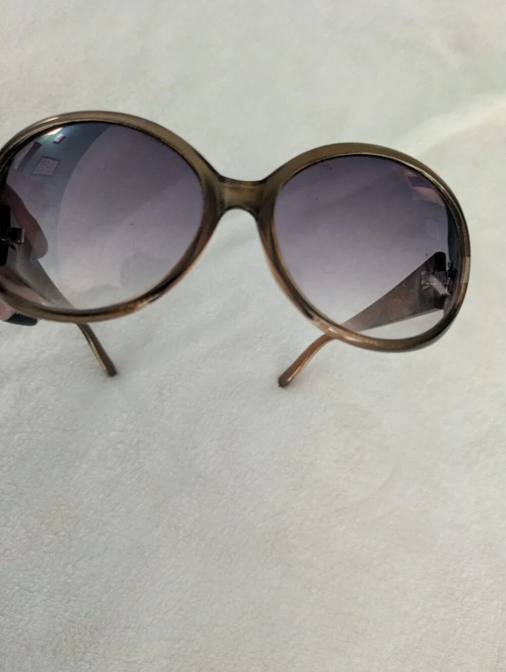 🛍️3/$15--GUC Loft oversize olive green-brown sunglasses w/purple-gray lenses